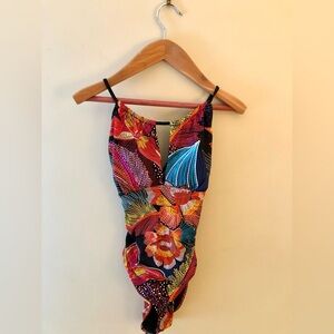 La Blanca Sunlit Soirée High Neck Keyhole One-Piece Swimsuit